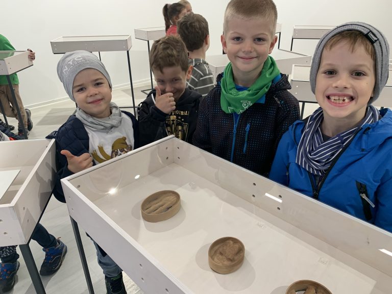 Autorské šperky v galérii Čin Čin