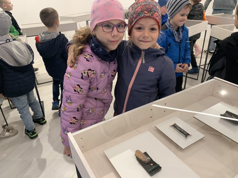 Autorské šperky v galérii Čin Čin