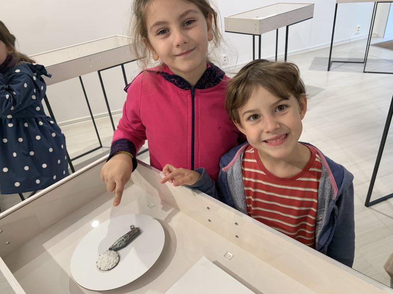 Autorské šperky v galérii Čin Čin