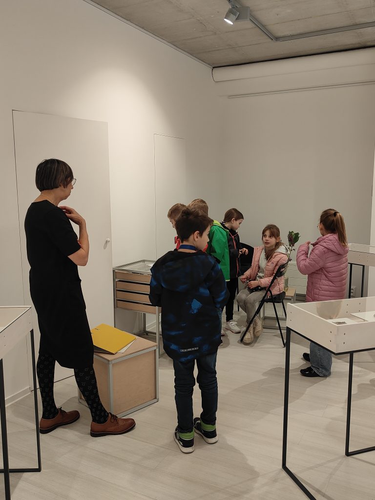 Autorské šperky v galérii Čin Čin