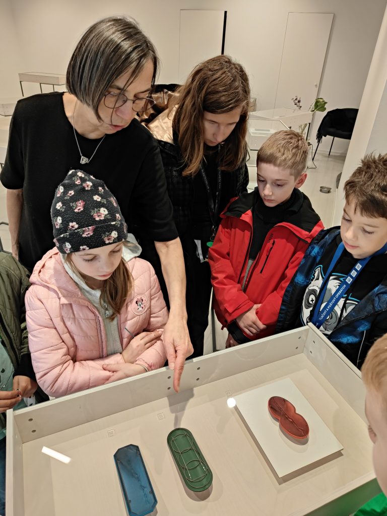 Autorské šperky v galérii Čin Čin