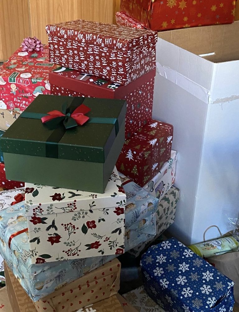 Koľko lásky sa zmestí do krabice od topánok?