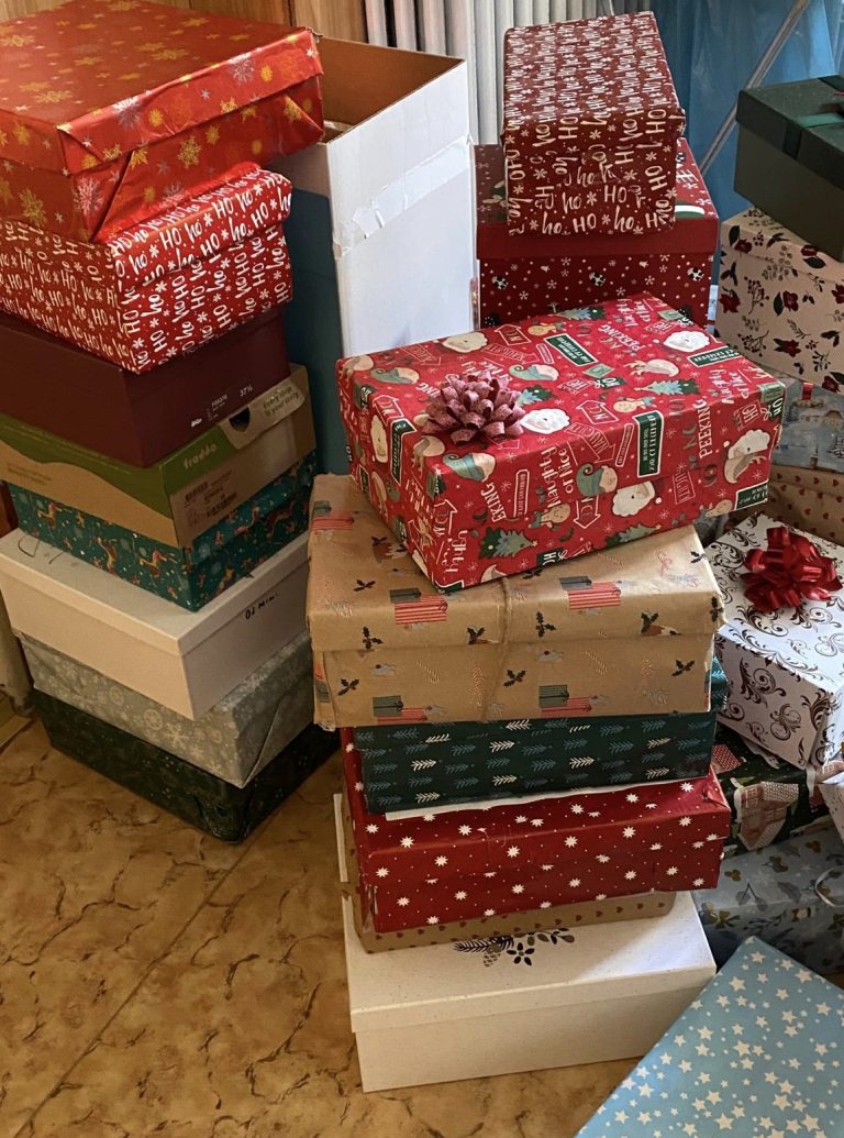 Koľko lásky sa zmestí do krabice od topánok?