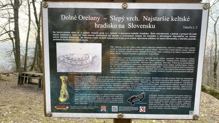 S turistickým krúžkom z Horných do Dolných Orešian. Po stopách najstaršieho keltského hradiska na Slovensku
