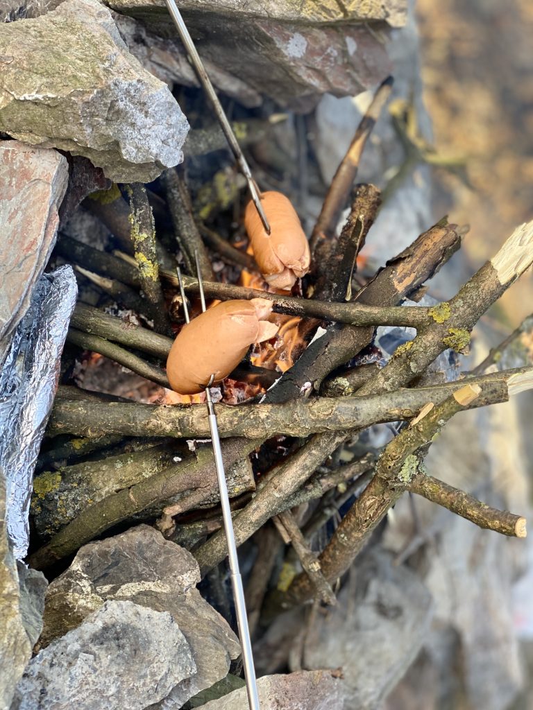S turistickým krúžkom z Horných do Dolných Orešian. Po stopách najstaršieho keltského hradiska na Slovensku