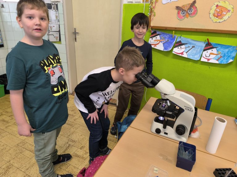 Vedecké dielničky v 2.A