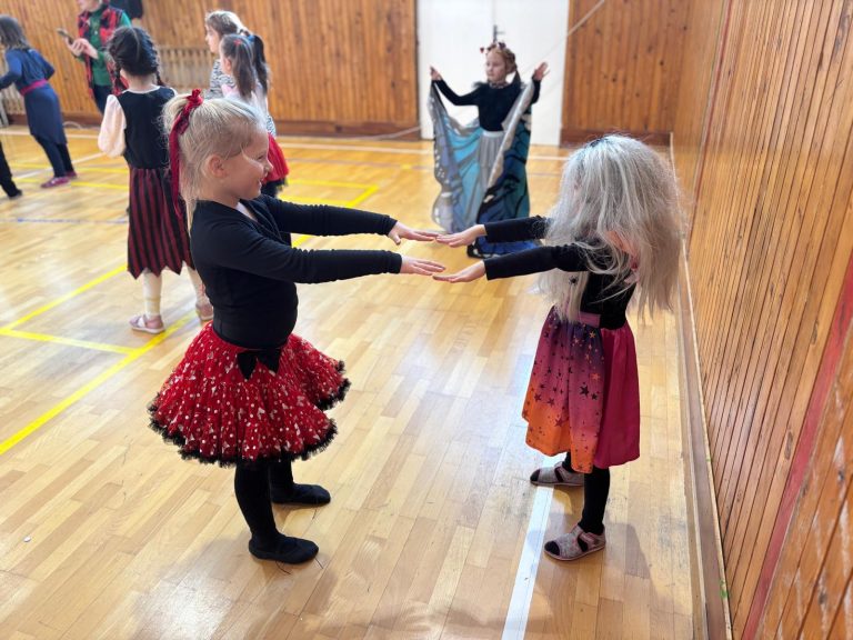 Karneval prvákov a druhákov