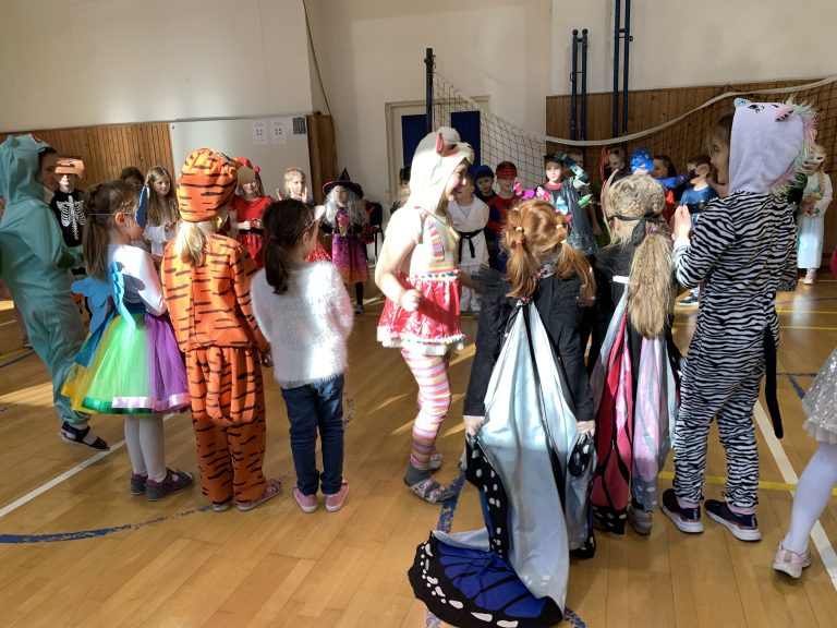 Karneval prvákov a druhákov