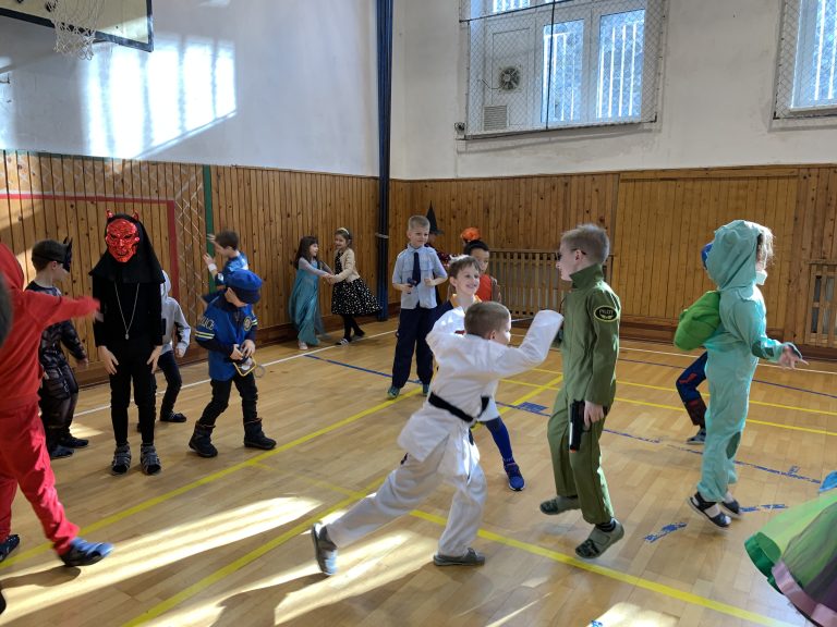 Karneval prvákov a druhákov