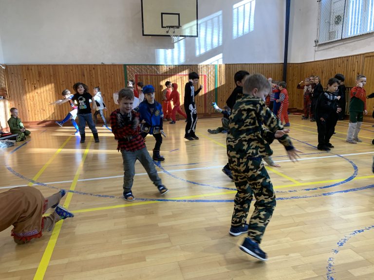 Karneval prvákov a druhákov