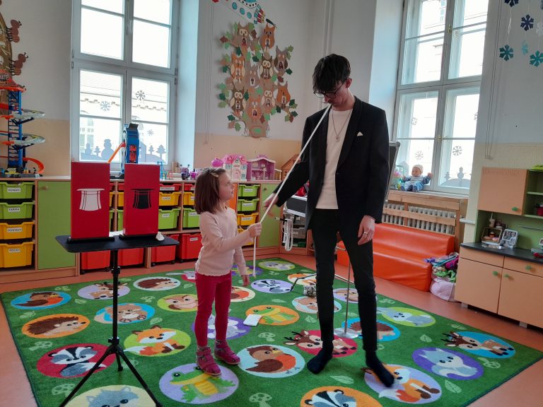 A možno príde aj kúzelník…