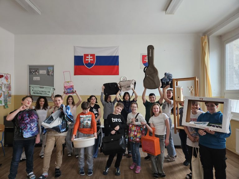 Deň bez školskej tašky