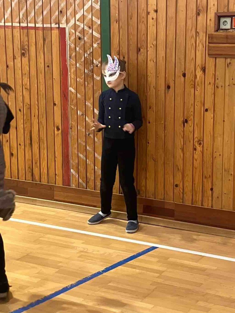 Karneval tretiakov a štvrtákov