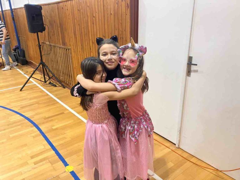 Karneval tretiakov a štvrtákov