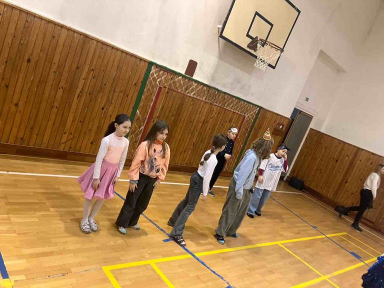 Karneval tretiakov a štvrtákov