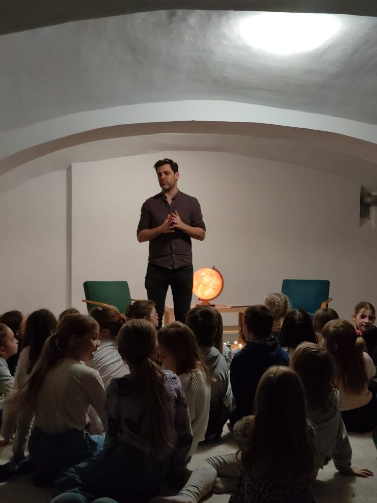 Marec s Knihoplavcami