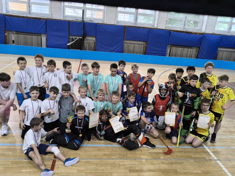 Staromestská liga vo florbale – 2. miesto mladších žiakov