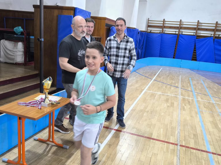 Staromestská liga vo florbale – 2. miesto mladších žiakov