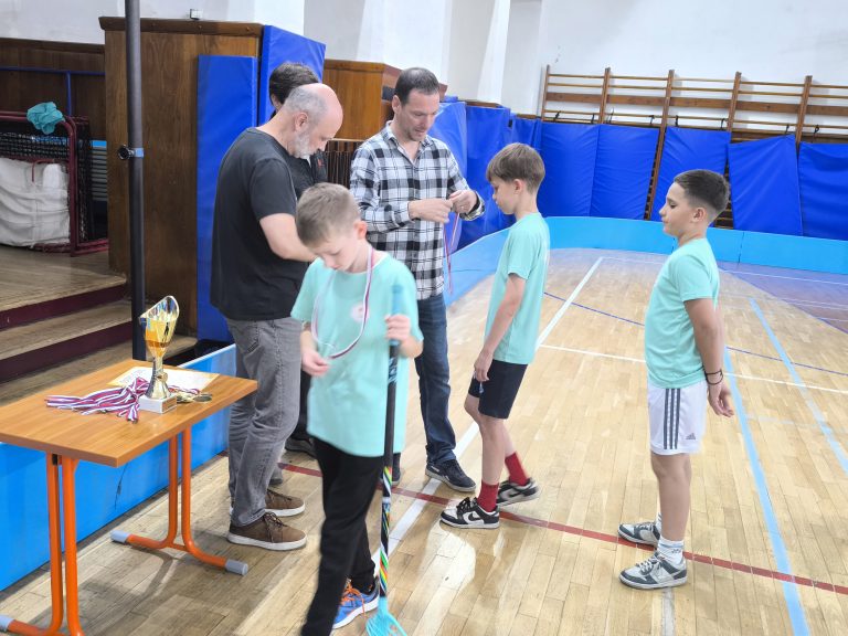 Staromestská liga vo florbale – 2. miesto mladších žiakov