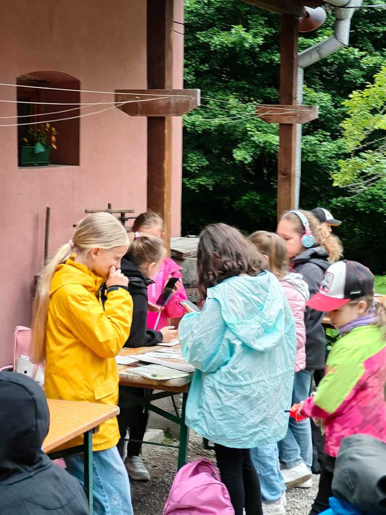 Výlet do Papierničky Petrus v Prietrži