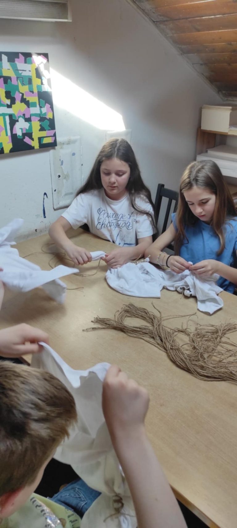 Alternatívna hodina výtvarnej výchovy – BATIKOVANIE v CVČ