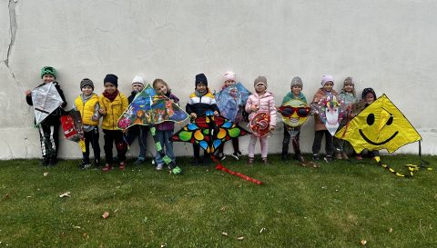 Letieť so šarkanom opreteky