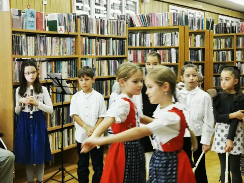 Vystúpenie pre seniorov v Staromestskej knižnici