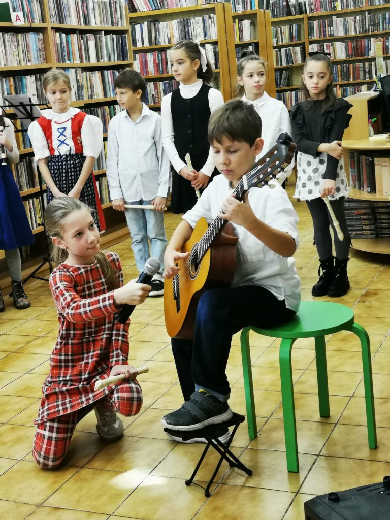 Vystúpenie pre seniorov v Staromestskej knižnici