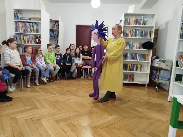 Divadelné bábkové predstavenie v Staromestskej knižnici