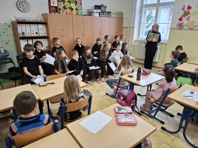 Veľkáči čítajú malým