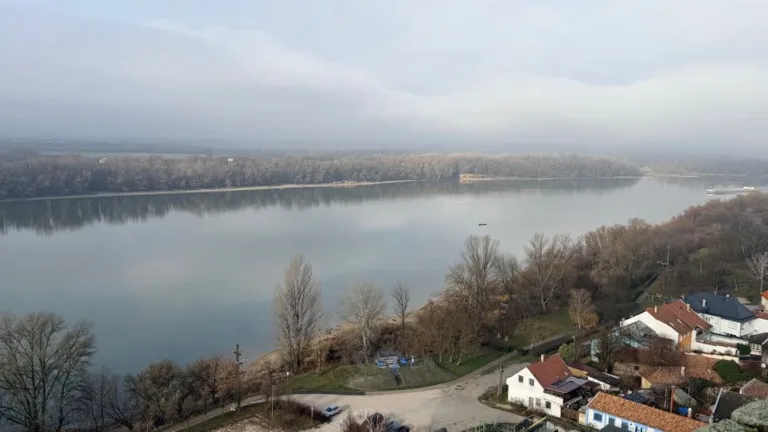 S turistickým krúžkom zo Slovenska do Maďarska. Vianočné trhy v Ostrihome.