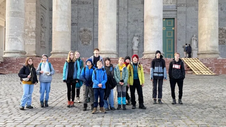 S turistickým krúžkom zo Slovenska do Maďarska. Vianočné trhy v Ostrihome.