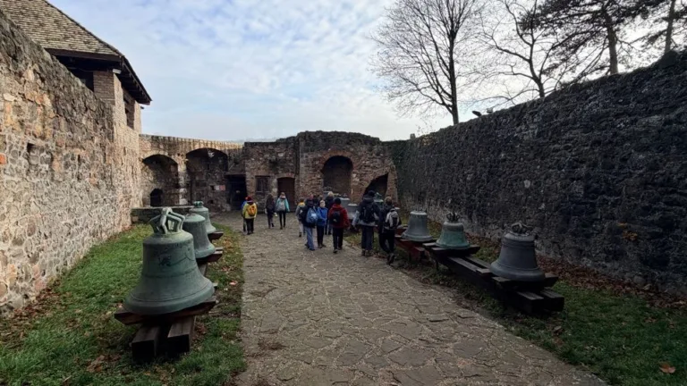 S turistickým krúžkom zo Slovenska do Maďarska. Vianočné trhy v Ostrihome.