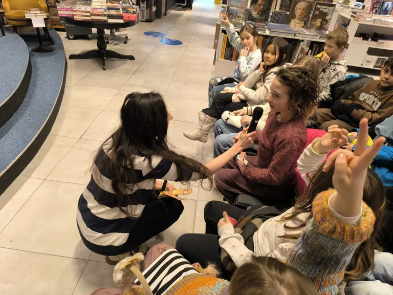 Beseda ku knihe Poklad pod hradným kopcom