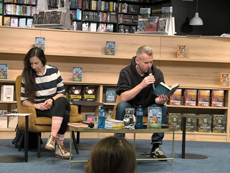 Beseda ku knihe Poklad pod hradným kopcom