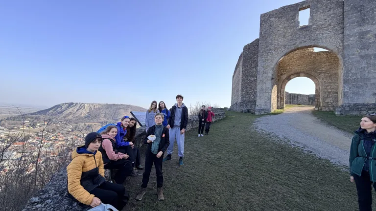S turistickým krúžkom hrebeňom pohraničia: Z Hainburgu do Bratislavy