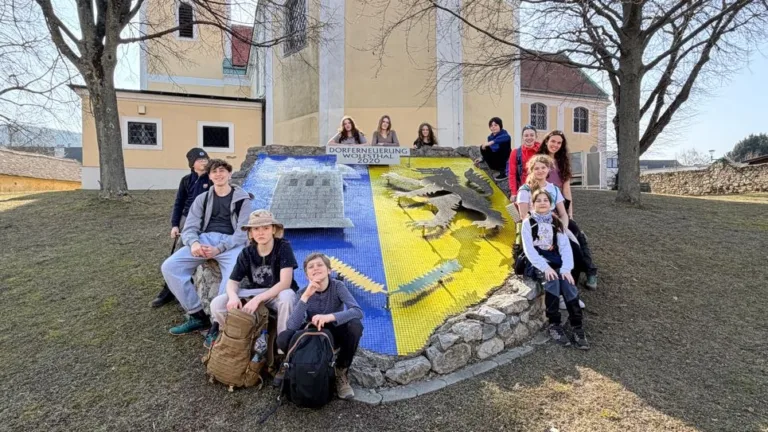 S turistickým krúžkom hrebeňom pohraničia: Z Hainburgu do Bratislavy