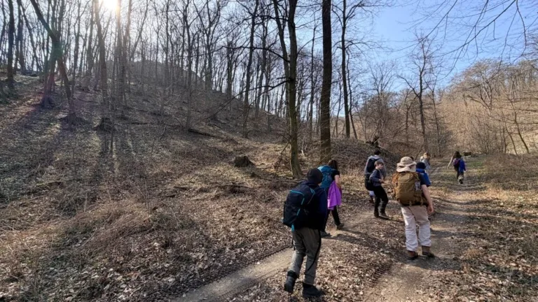 S turistickým krúžkom hrebeňom pohraničia: Z Hainburgu do Bratislavy
