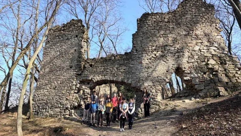 S turistickým krúžkom hrebeňom pohraničia: Z Hainburgu do Bratislavy