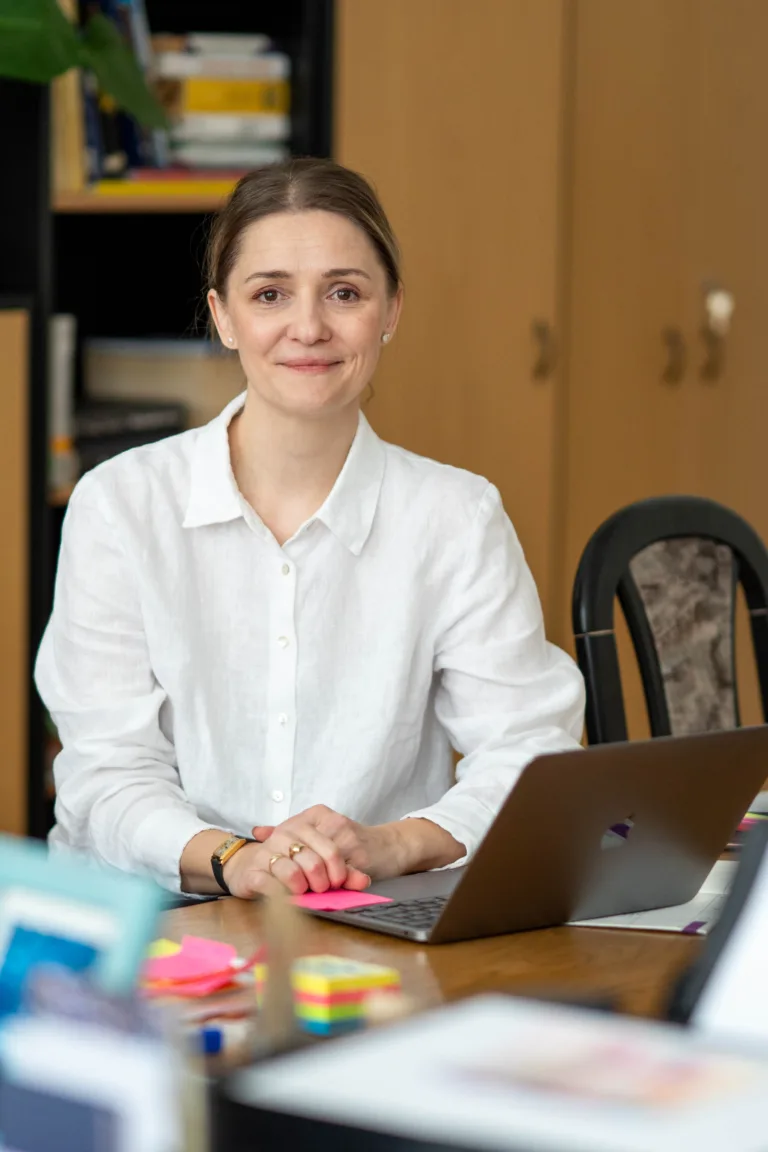 Mgr. Dušana Bartoněková