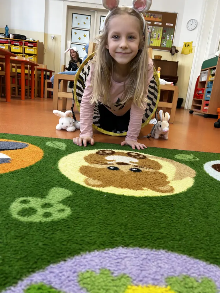 Hľadanie veľkonočného pokladu v materskej škole