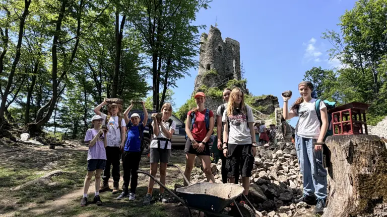 S turistickým krúžkom pohorím Malá Fatra. Chata pod Suchým