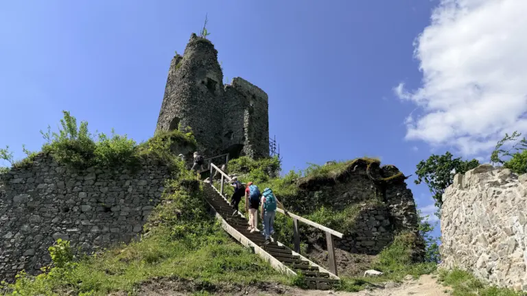 S turistickým krúžkom pohorím Malá Fatra. Chata pod Suchým