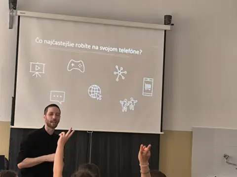 Bezpečne na internete – prednáška pre tretiakov