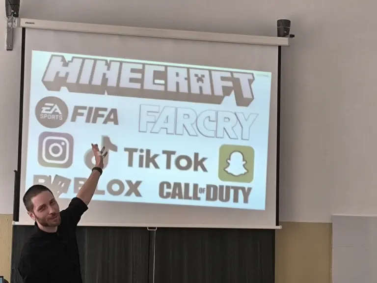 Bezpečne na internete – prednáška pre tretiakov