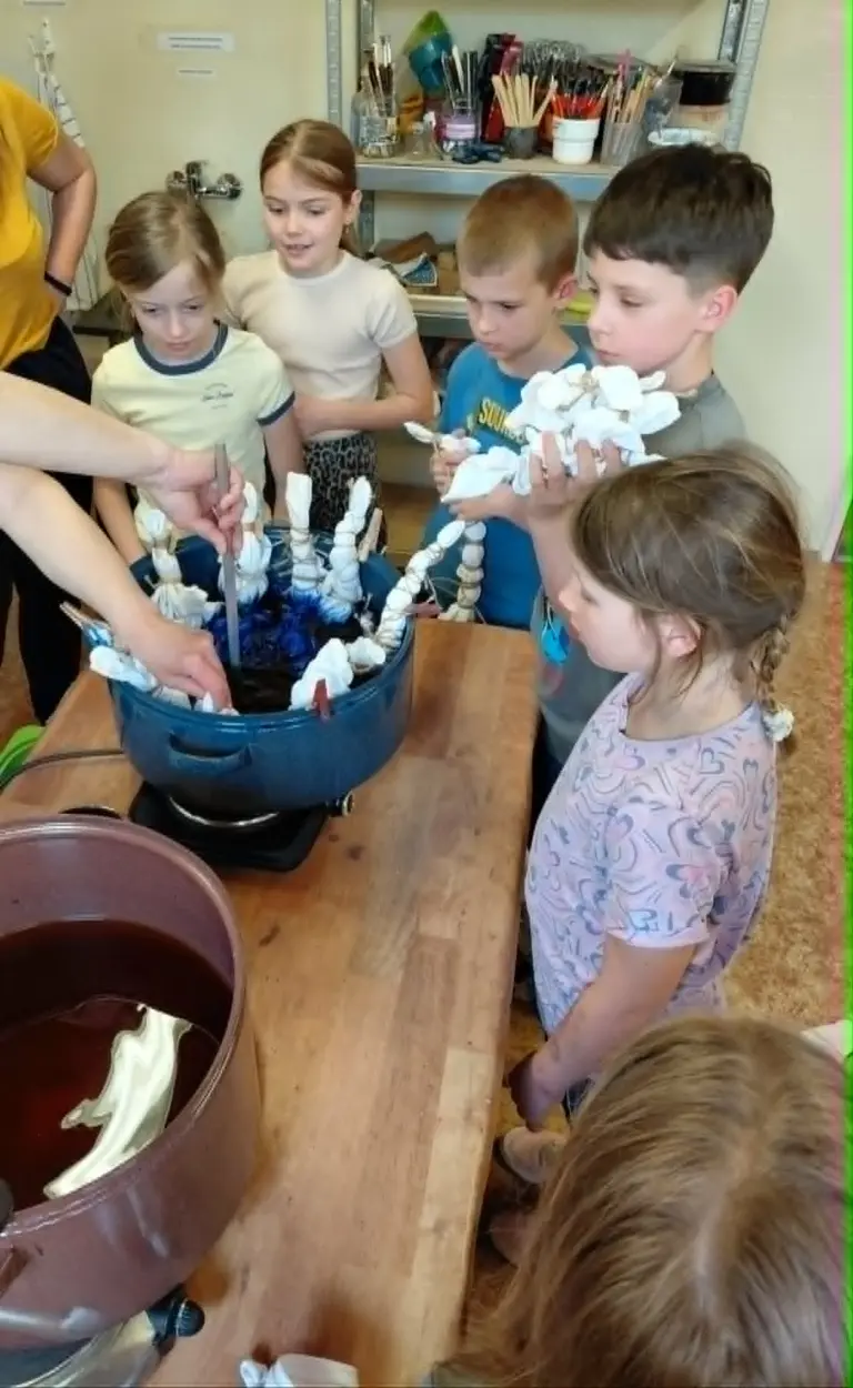 3.B batikovala v CVČ