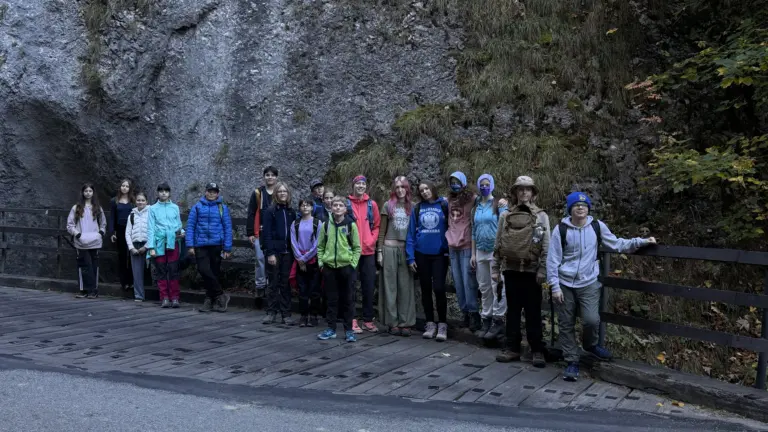 S turistickým krúžkom cez Manínsku a Kostoleckú tiesňavu na Bosmany