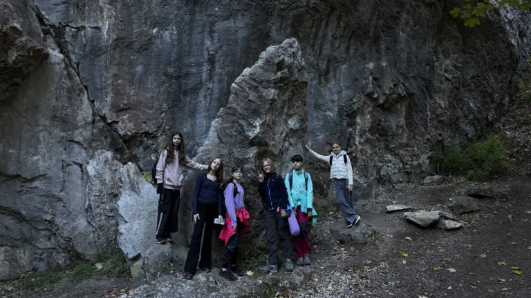 S turistickým krúžkom cez Manínsku a Kostoleckú tiesňavu na Bosmany