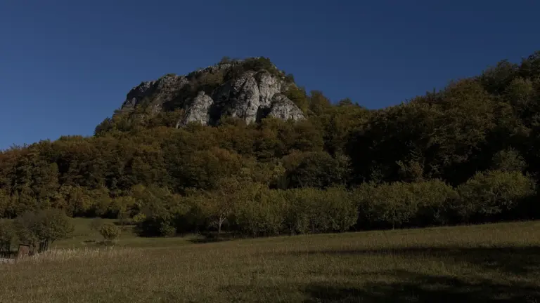 S turistickým krúžkom cez Manínsku a Kostoleckú tiesňavu na Bosmany